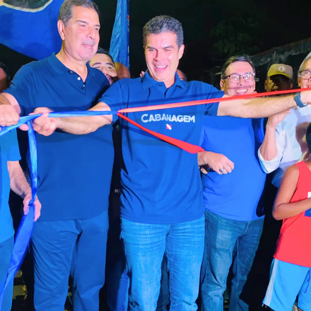 Zeca Pirão na entrega de ruas pelo Governo do Estado na Cabanagem.